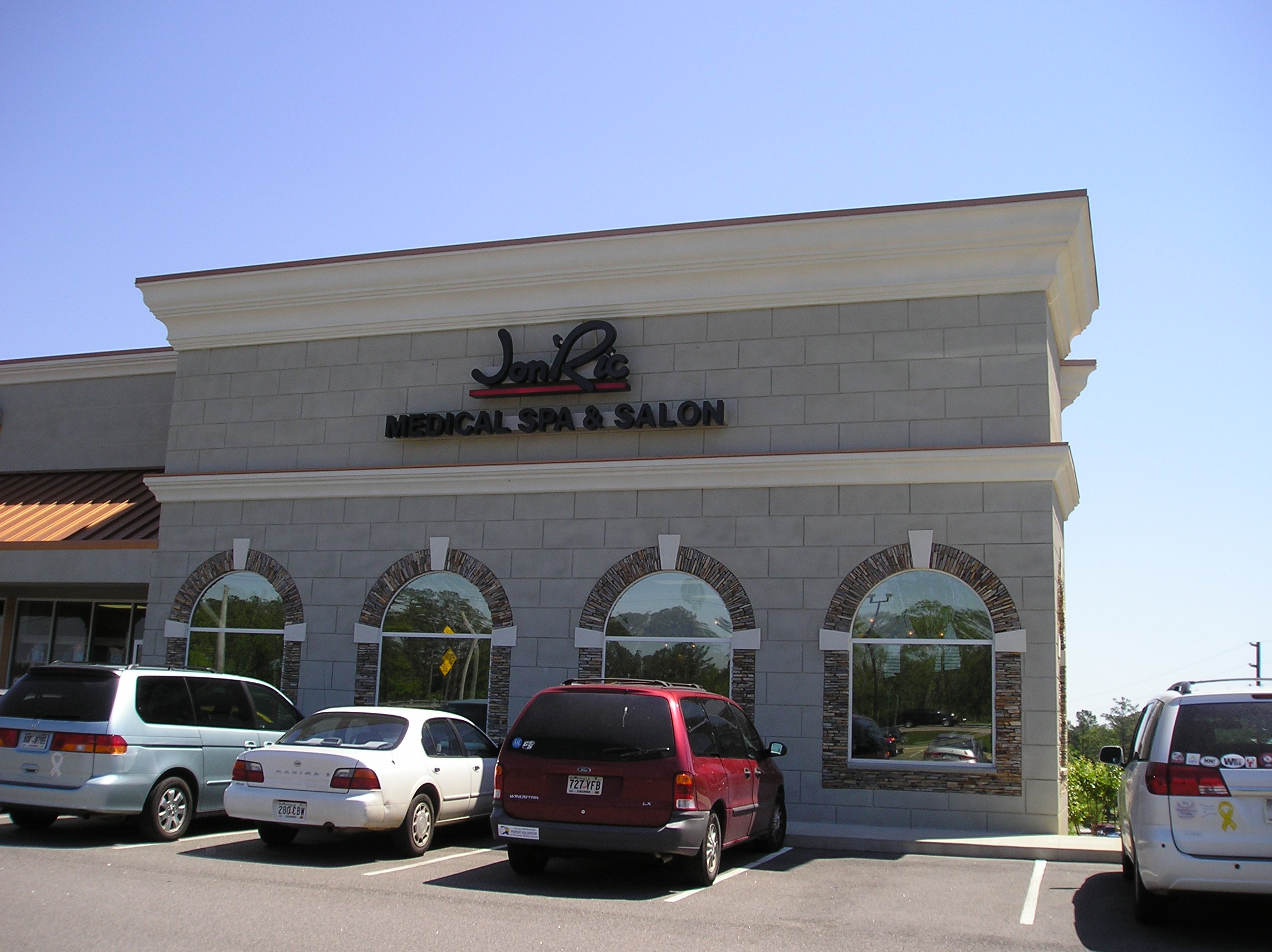 JonRic3 Jon Ric Exterior